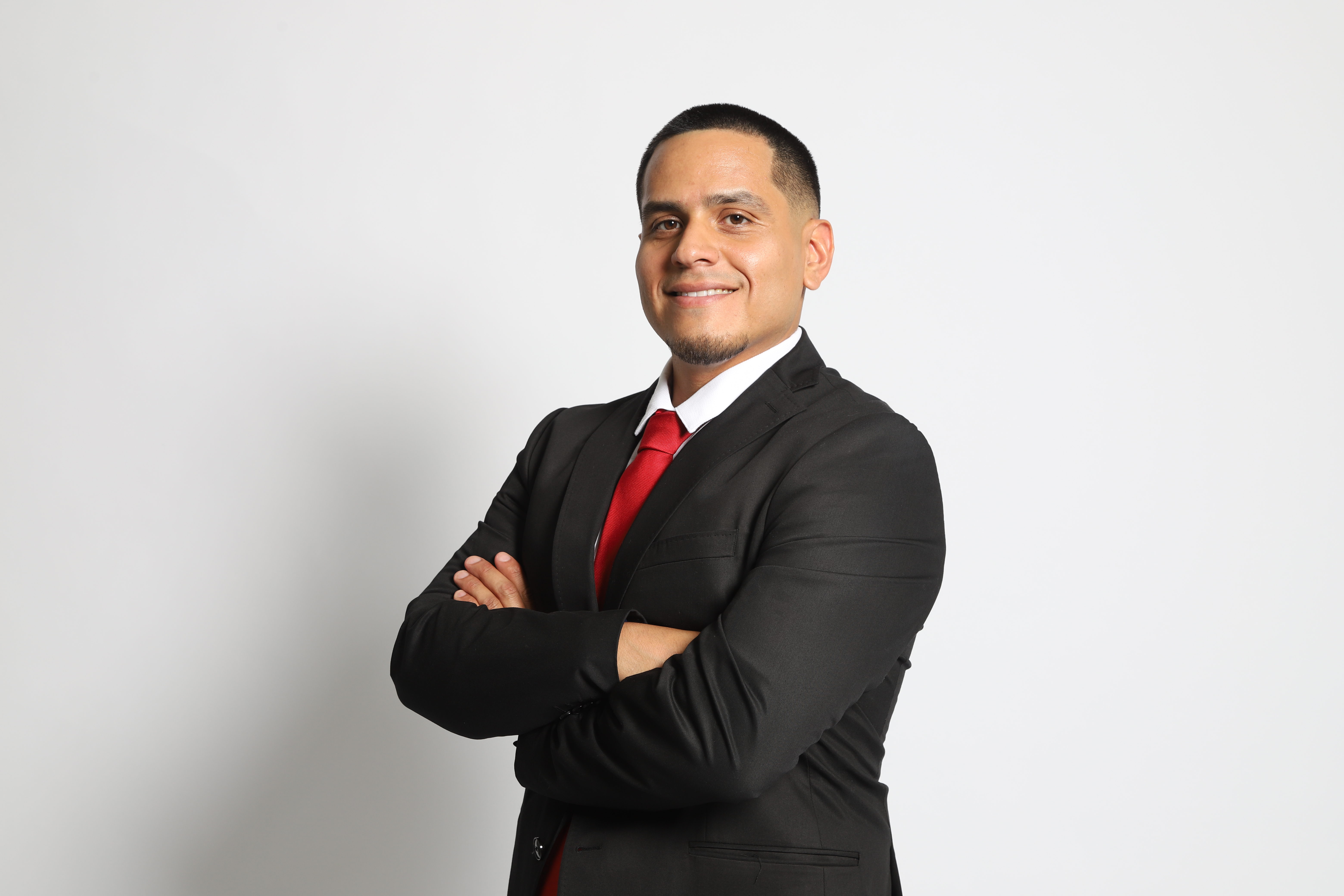 Roberto Ortiz, Real Estate Agent